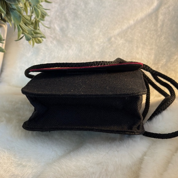 Hmong Elephant” Foot Pattern Crossbody Bag - Picture 12 of 13